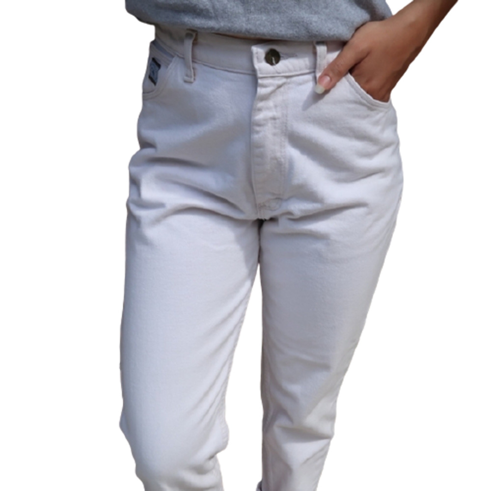 Vintage Wrangler High Rise Waisted White Denim Mom Jeans Tapered Leg Size 16